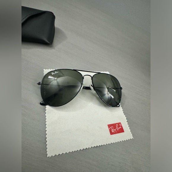 Ray-Bans Sunglasses Unisex aviators - Picture 4 of 6
